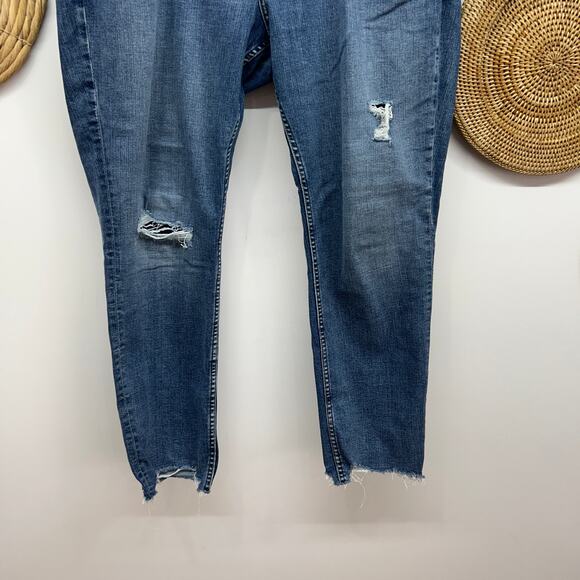 Silver Jeans Co. Distressed Raw Edge Boyfriend Jean Denim Plus Size 18 - Picture 4 of 5